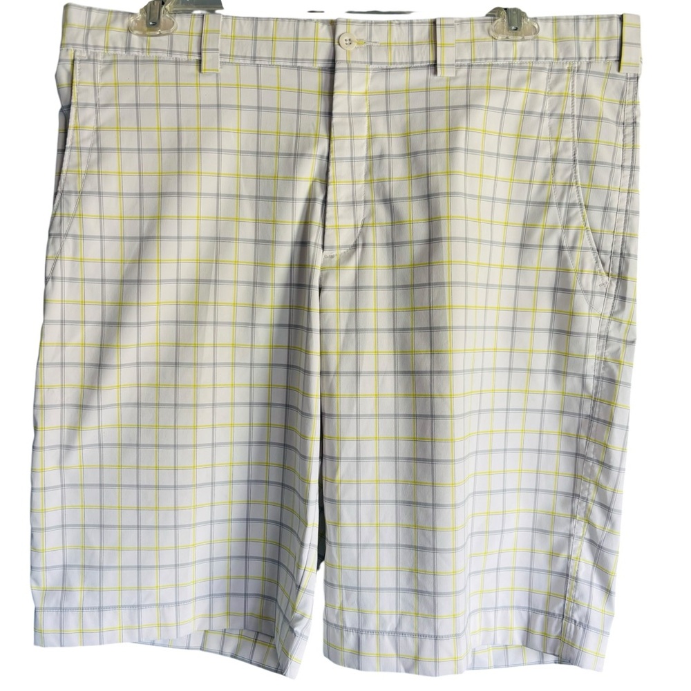 Nike Golf Men’s Size‎ 38 Yellow Gray White Stripe Plaid Flat Front